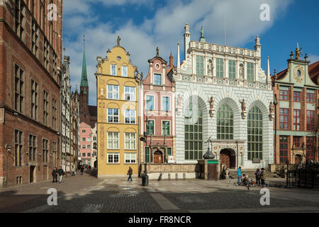 Alla corte di Artu' in Gdansk città vecchia, Polonia. Foto Stock