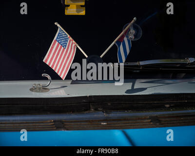 La Havane bandera auto Cuba-Amerique Cuba Foto Stock