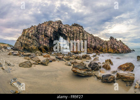 Pietra forata nel Parco Nazionale di Jericoacoara Foto Stock