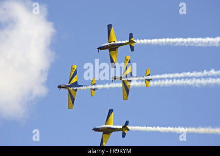 Presentazione del fumo Squadron Base Aerea de Santa Maria Foto Stock