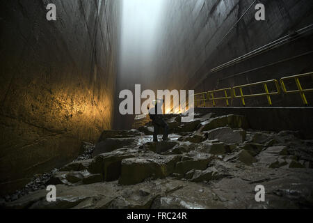 Letto originale del fiume Paraná conservati presso la diga di Cota 40 di Itaipu Centrale Idroelettrica Foto Stock