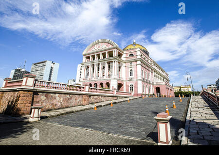 Teatro Amazonas localizado no largo São Sebastião Foto Stock