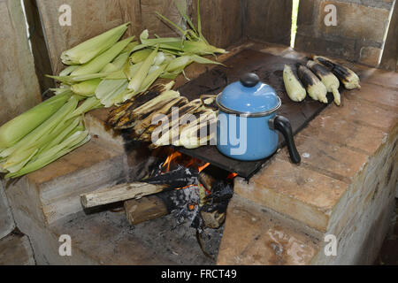 Drover caffè servito nel ranch tipico Riserva Ecologica Itaytyba Foto Stock