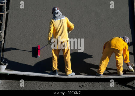 Cementificazione del canale di bypass del Rio Sao Francisco - asse est Foto Stock