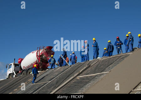 Cementificazione del canale di bypass del Rio São Francisco Foto Stock