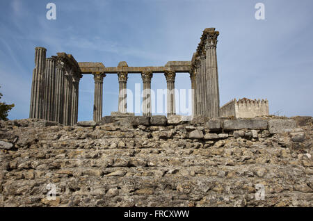 Tempio romano di Diana tempio-primo secolo nel centro storico di Evora Foto Stock