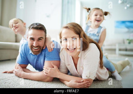 Stare a casa Foto Stock