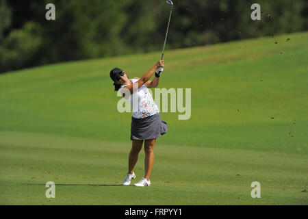 Daytona Beach, FL, Stati Uniti d'America. Il 29 settembre, 2013. Jenny Suh durante il terzo round del Tour Symetra campionato LPGA International sul Sett. 29, 2013 in Daytona Beach, Florida. ZUMA Press/Scott A. Miller © Scott A. Miller/ZUMA filo/Alamy Live News Foto Stock