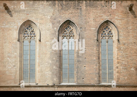 La finestra della chiesa del 'Catedral del Mar' a Barcellona, Spagna Foto Stock