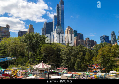 Central Park e dello skyline di Manhattan a New York City, Stati Uniti d'America Foto Stock