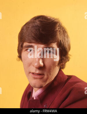 "Sibilo di JACK SMITH (John O'Neil) cantante anglo-irlandese nel 1967. Foto Tony Gale Foto Stock