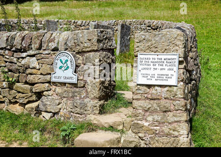 Riley Graves Eyam Derbyshire England Regno Unito foto scattata dal sentiero pubblico Foto Stock