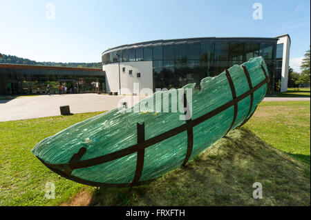 Sculture in vetro presso il museo del vetro in Frauenau, Foresta Bavarese, Baviera, Germania Foto Stock