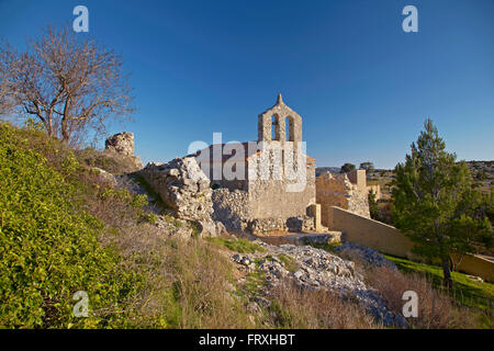 Villaggio abbandonato Périllos, Corbières, Dept. Pyrénées-Orientales, Languedoc-Roussillon, Francia, Europa Foto Stock
