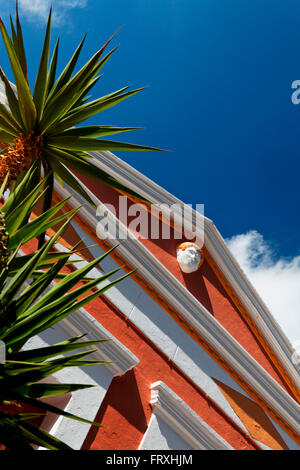 Tipico stile neo-classico in house Symi Città, Symi, Dodecaneso, Egeo Meridionale, Grecia Foto Stock