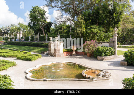 Giardini di Villa Vizcaya in Coconut Grove a Miami, Florida, Stati Uniti d'America Foto Stock