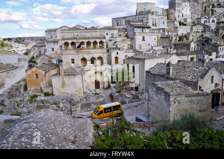 Vista della vecchia città di Matera in mattinata l'autunno. Foto Stock