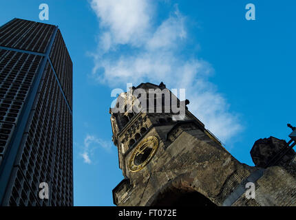 I Protestanti Chiesa della Rimembranza (Kaiser-Wilhelm-Gedächtniskirche). Foto Stock