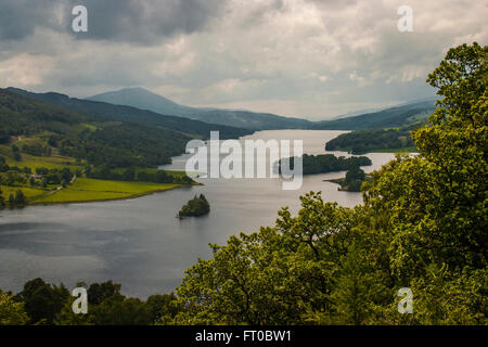 Loch Tummel e Schiehallion dalla regina della vista Foto Stock