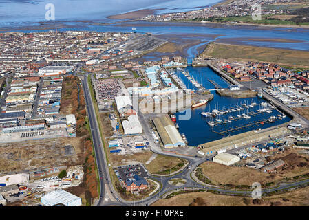 Una veduta aerea di Fleetwood e la marina, North West England, Regno Unito Foto Stock