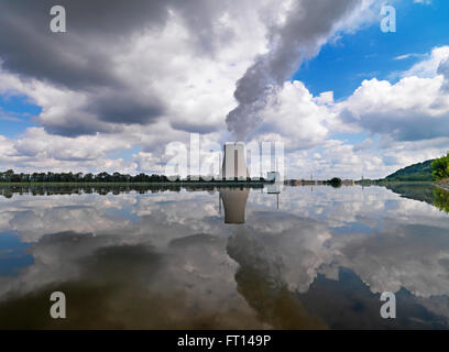 Isar Centrale Nucleare, Essenbach, Landhut, Baviera, Germania Foto Stock