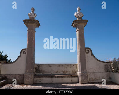 Viewpoint a Seteais nel Palazzo di Sintra nelle colline sopra Lisbona in Portogallo Foto Stock