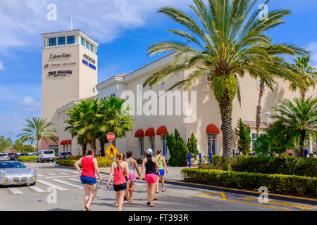 Premium Outlet Shopping a International Drive, Orlando, Florida, Stati Uniti d'America Foto Stock