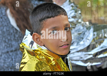 Lesbo, Grecia- Ottobre 20, 2015. Rifugiati e migranti arrivati a Lesbo in gommoni barche, rimangono nei campi profughi wai Foto Stock