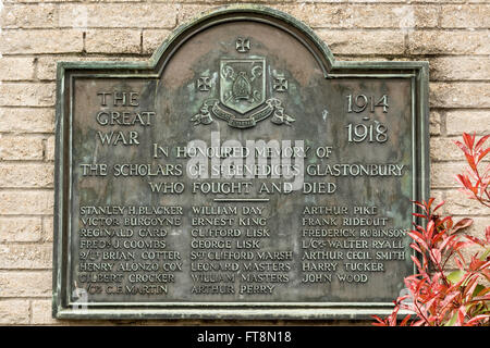 St Benedicts War Memorial, Glastonbury, Somerset, Inghilterra. Foto Stock