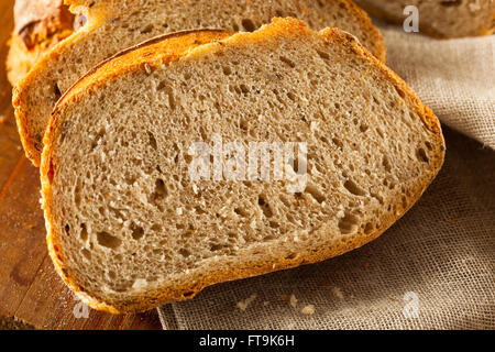 In casa crostini di pane di segale pronto a mangiare Foto Stock