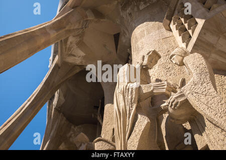 Esterno della cattedrale Sagrada Familia di Gaudi Foto Stock
