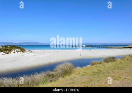 Darlington Jetty, Maria Island National Park, la Tasmania, Australia Foto Stock