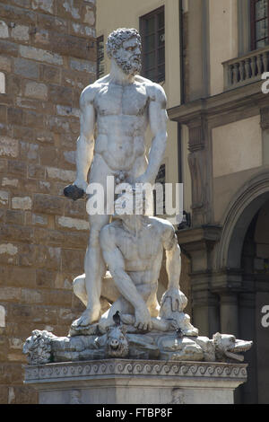 Ercole e Caco scultura di Baccio Bandinelli, Piazza della Signoria di Firenze (Italia). Foto Stock