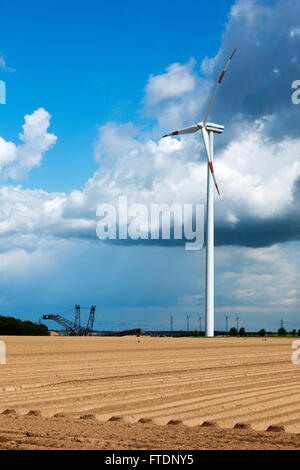 BRD, Deutschland, NRW, Rhein-Kreis Neuss, Windrad auf der Höhe Frimmersdorfer südlich von Grevenbroich Foto Stock