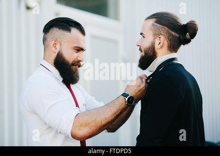 Due imprenditori disposti a lavorare Foto Stock