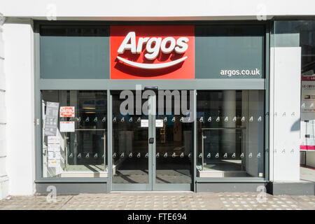 Svuotare Argos negozio di fronte a Londra il Tottenham Court Road, Regno Unito Foto Stock