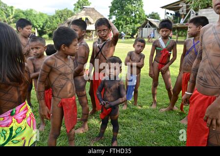 Embera comunità indigena. Sambu distretto. Regione di Darien. Foto Stock