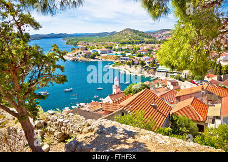 Città della costa di Sibenik, Dalmazia, Croazia Foto Stock