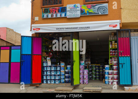 Paint Shop, Taroudant, Souss Valley, nel sud del Marocco, Africa settentrionale Foto Stock