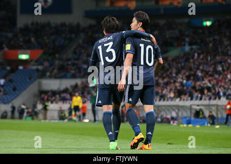 Saitama, Giappone. 29 Mar, 2016. L-R) Hiroshi Kiyotake, Shinji Kagawa (JPN) Calcio/Calcetto : FIFA World Cup Russia 2018 Qualificatore asiatico Secondo Turno gruppo E match tra Giappone 5-0 della Siria a Saitama Stadium 2002 a Saitama, Giappone . © Giovanni Osada AFLO/sport/Alamy Live News Foto Stock