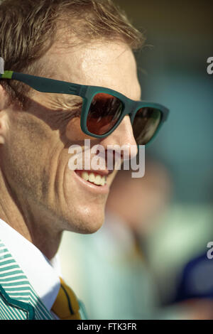 Sydney, Australia. 30 Mar, 2016. Ken Wallace, canoa Sprint medaglia olimpica parla ai media dopo il 2016 australiano del team olimpico uniforme di lancio ufficiale del marzo 30, 2016 a Sydney, in Australia. Credito: Hugh Peterswald/Pacific Press/Alamy Live News Foto Stock