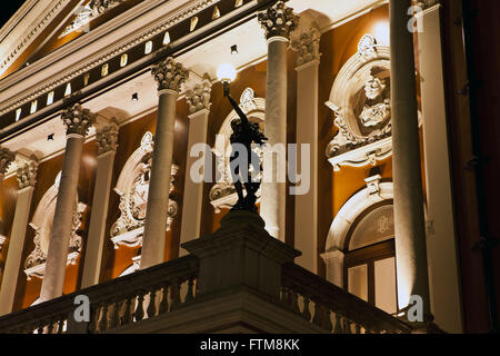 Particolare della facciata del Teatro da Paz fondata nel 1878 - Belem Foto Stock