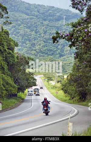 Rio-Santos Highway - BR-101 nella zona di Bertioga Foto Stock