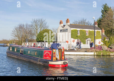 Gloucester e Nitidezza Canal a Saul Junction, Gloucestershire, England, Regno Unito Foto Stock