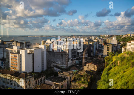 Vista del centro commerciale nella città bassa di Salvador de Bahia, Brasile, Foto Stock