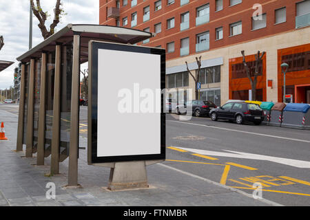 Annuncio vuota in un bus shelter, gratuitamente promo Foto Stock
