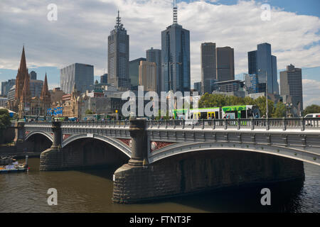 Southbank e Princess Ponte sul Fiume Yarra Melbourne Australia Foto Stock