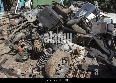 Automobili dello scarto Foto Stock