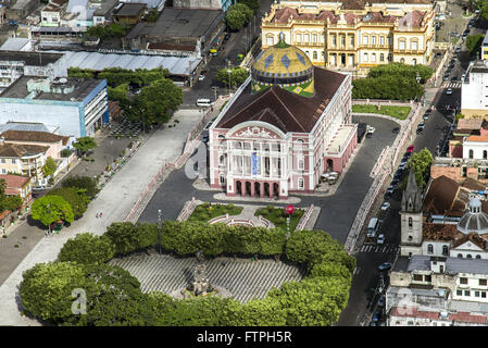 Vista aerea della città con il Teatro Amazonas e Palacio giustizia - Centro Historico Foto Stock