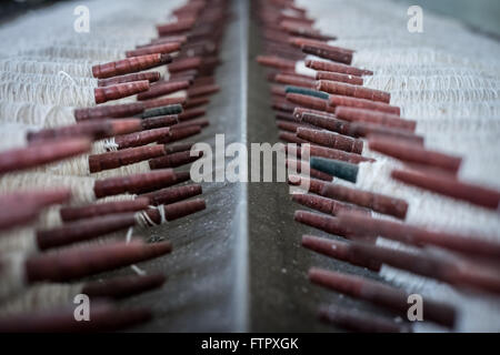 Spole avvolte a Queen Street Mill, Burnley, Lancashire, Regno Unito Foto Stock
